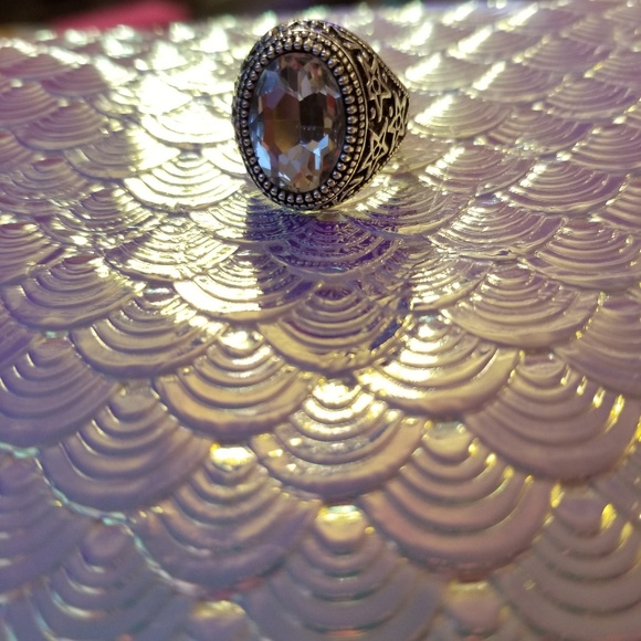 💎 oversized clear glass stone metal ring - Picture 2 of 6
